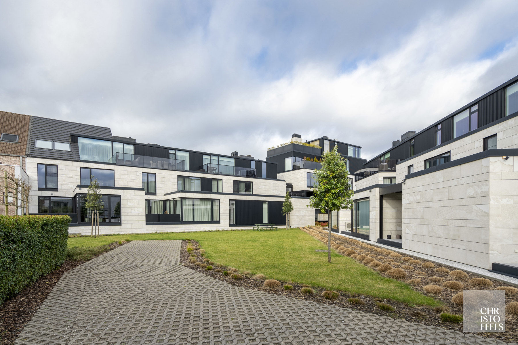 Nieuwbouwappartement in een architectonische residentie. - foto 1