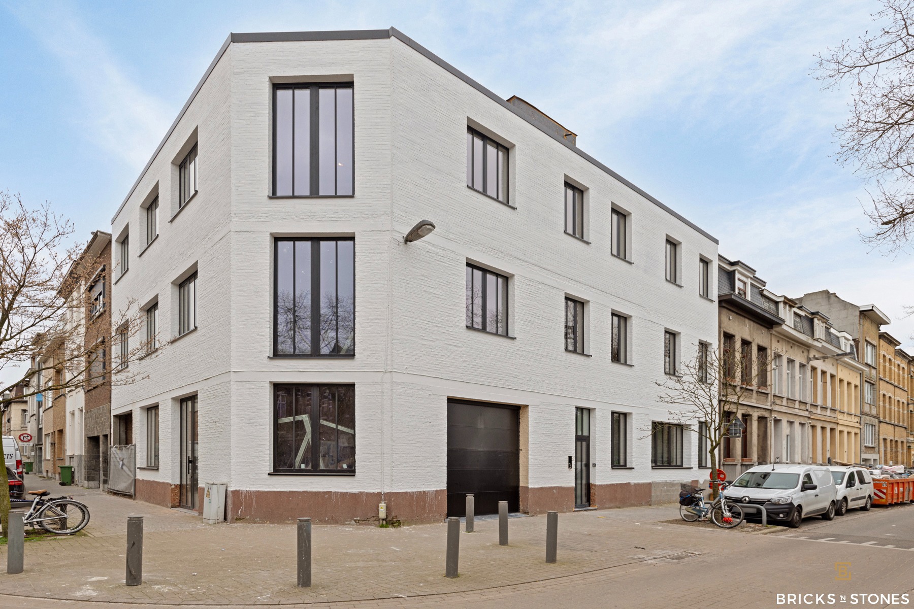 Gerenoveerde kantoorruimte in hoekpand - foto 4