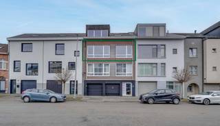 Ben je een creatieve geest, gevoelig voor lichtinval, geluid en omgeving, dan is dit ruime appartement wellicht voor jou. In iedere kamer van...