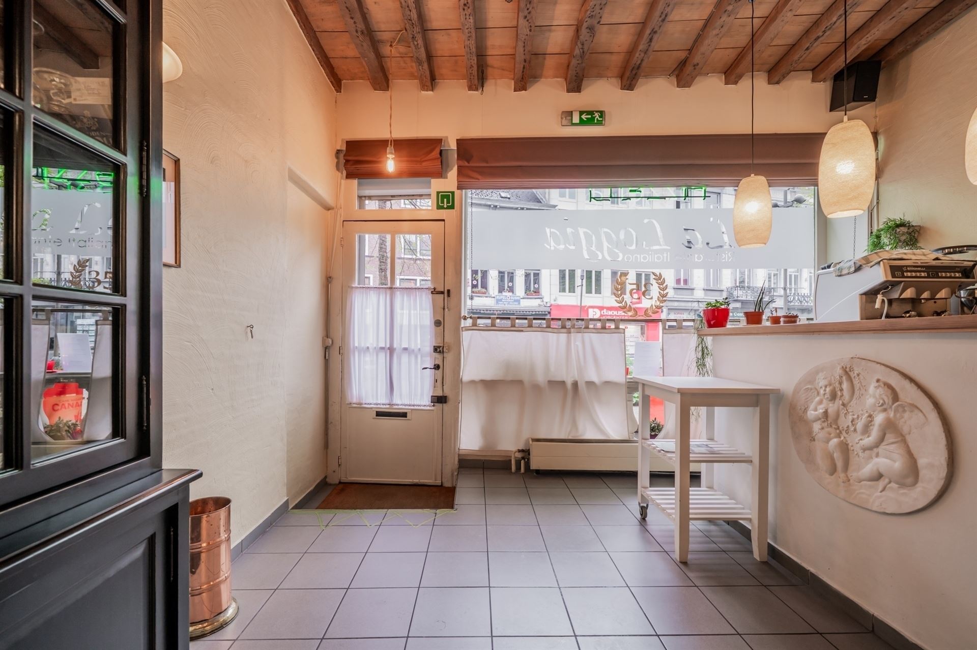 Handel 98 m2 en 62 m2 op 1e verd + duplex appartement op 2e &amp; 3e  - foto 4