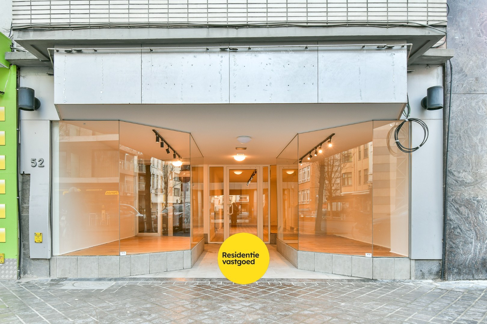 Gelijkvloerse handelsruimte op toplocatie te Oostende - foto 2