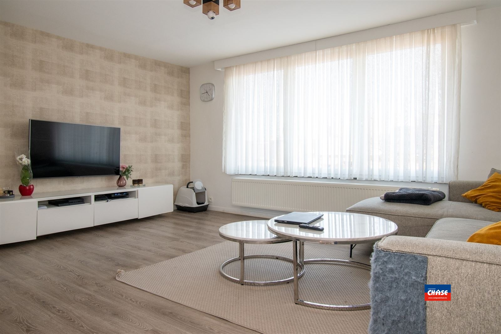 Immeuble d'habitation composé de 3 appartements de 2 chambres chacun - photo 3