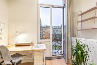 Deze gezellige studentenkamer bevindt zich in een kleinschalig, verzorgd studentengebouw en is gelegen aan de binnenring van Leuven.De kamer is...