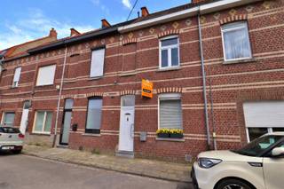 WARM AANGEKLEDE INSTAPKLARE WONING IN BISSEGEM De woning geniet van een op en top gezelligheid en is klaar om een leuk gezinnetje te verwelkomen.Een...