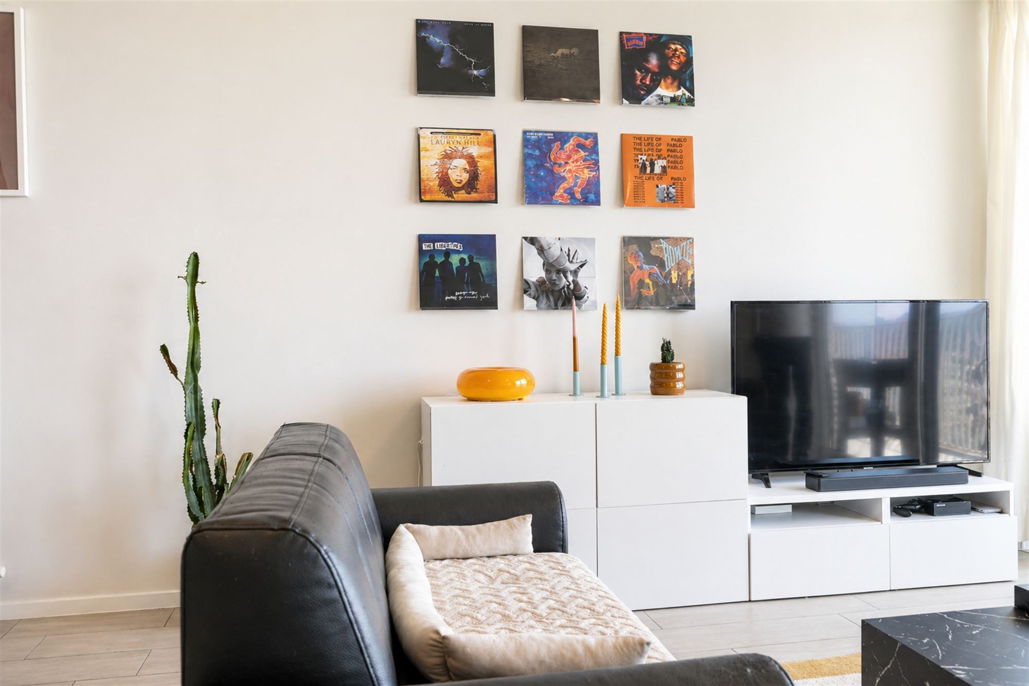 Lichtrijk 2-slaapkamerappartement met open uitzicht - foto 5