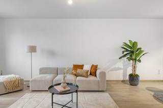 A small-scale new-build project that exudes peace, elegance and quality of living is being sold on the green outskirts of Ghent. Three unique...