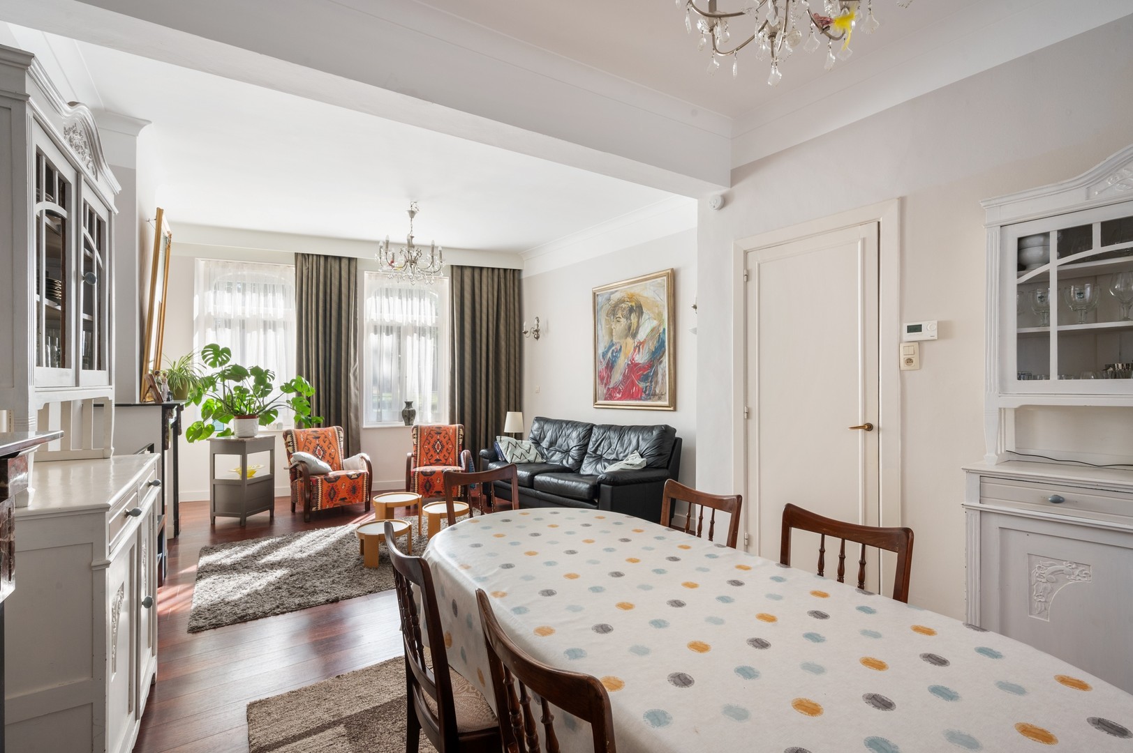 Centraal gelegen energiezuinige gezinswoning met 3 kamers op unieke ligging in het hart van Ieper - foto 5