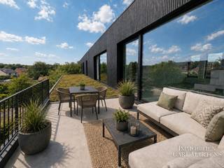 Schitterende nieuwbouw penthouse op aangename ligging in Oelegem. 6% BTW mogelijk. E-peil: 10<br /><br />Indeling van het appartement:<br /><br />De penthouse is gelegen op de tweede verdieping van een kleinschalig gebouw met ondergrondse parking en kelderbergingen.<br />Via de inkomhal betreed je het appartement. Afzonderlijk gastentoilet. Ruime leefkeuken voorzien van kasten, eiland, toestellen,.... De ruime living geeft toegang tot 2 grote terrassen (28 m² en 25 m²) via grote ramen. Afzonderlijke technische berging met aansluiting wasmachine. De nachthal geeft toegang tot de drie slaapkamers en volledig ingerichte badkamer.<br /><br />Plannen en lastenboek beschikbaar op aanvraag. De koper heeft inspraak in de afwerking van het appartement. <br /><br />De voormelde prijs is exclusief BTW op de bouwwaarde (6% of 21%), registratie op de grondwaarde (12%) en notariskosten.