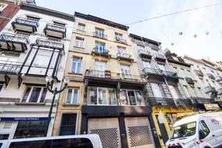 Charmant, gerenoveerd appartement in de begeerde Antoine Dansaertstraat,In één van de meest trendy en levendige buurten van Brussel vinden we dit...