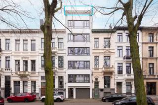 PLAN UW BEZOEK VIA VOLGENDE LINK: https://listed.mijnhuurprofiel.be/whise/7556099Stijlvol wonen op één van de meest hippe locaties van Antwerpen?...