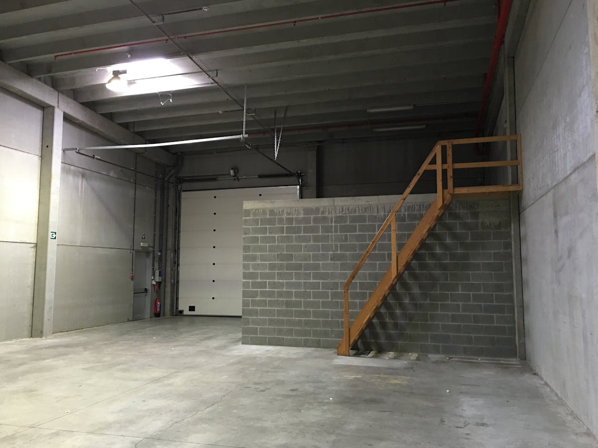 Magazijnen (242 m² - 600 m²) te huur in Lokeren - foto 4