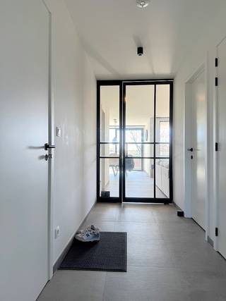 YES! Voor dit pand kan je zélf een afspraak inboeken! Ga naar de advertentie op onze website www.justwonen.be en plan meteen je afspraak in.Jep, dit...