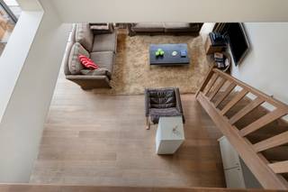 Knokke-Heist: Prachtig duplexappartement met 3 slaapkamers en 2 zonneterrassen te koop in het hart van Knokke-Heist.Op amper 100 meter van de Zeedijk...