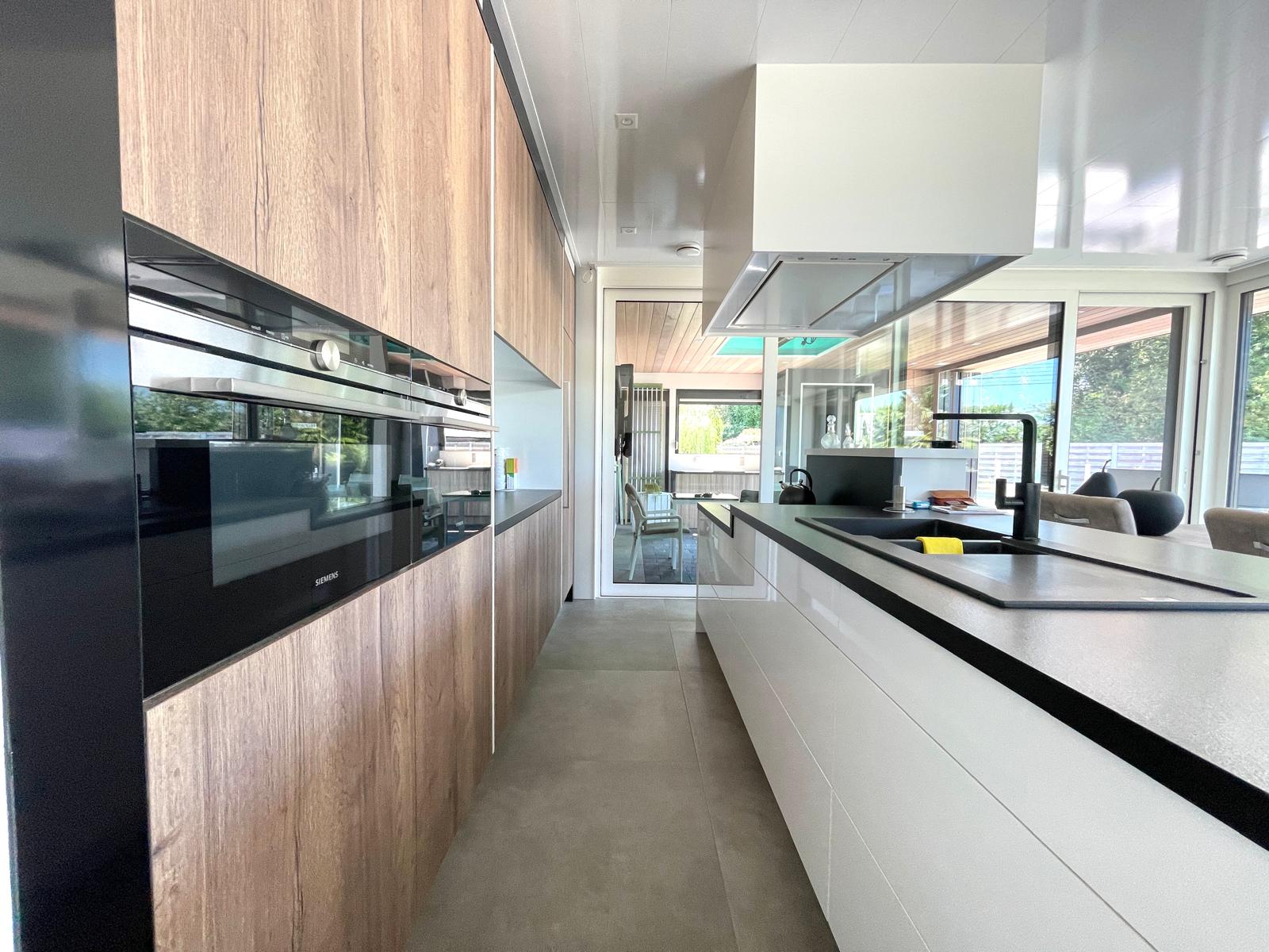 luxe villa met ruime loods (360 m²) en 4 slaapkamers - foto 5