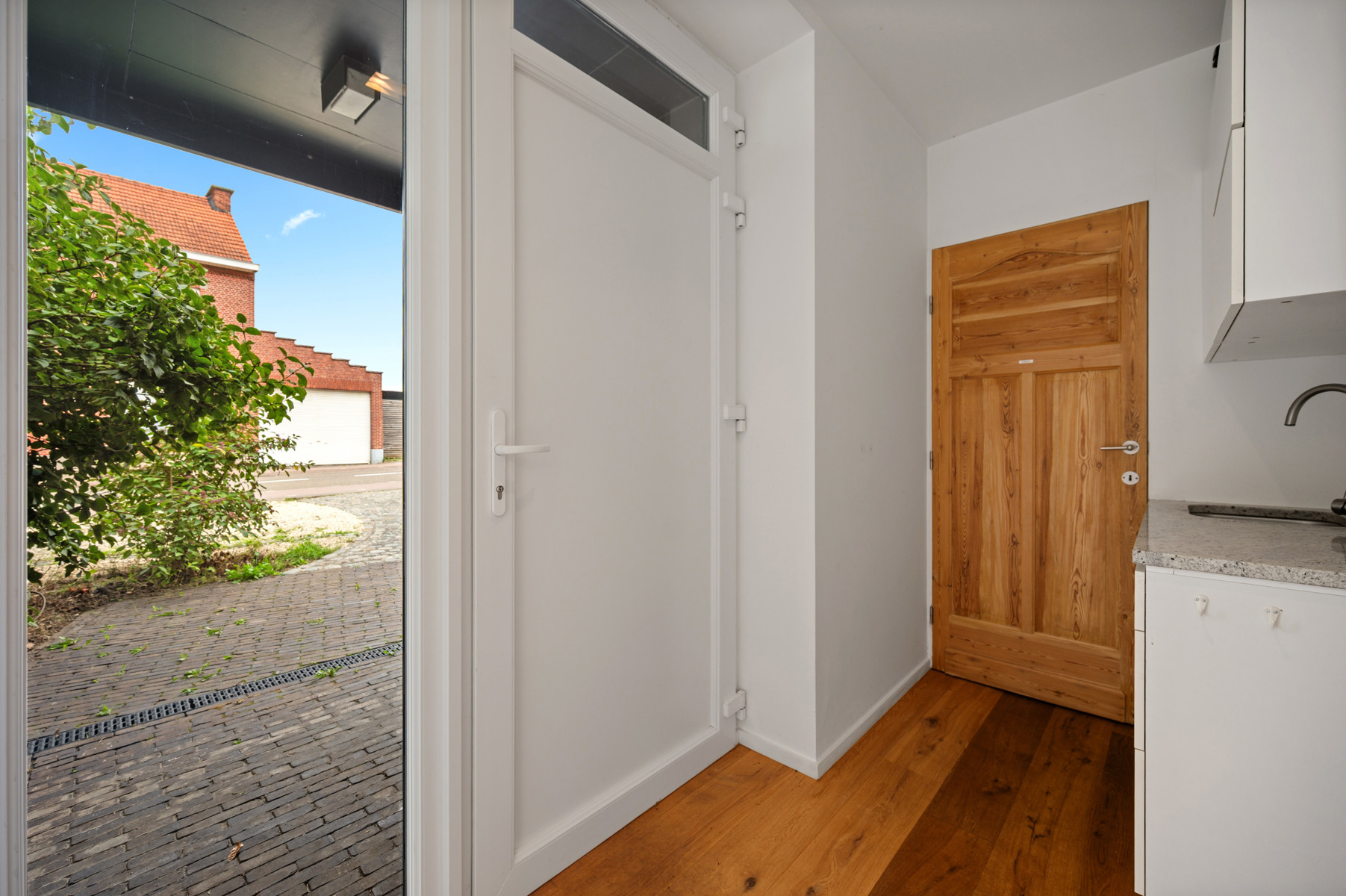 Ruime woning met praktijkruimte en tal van mogelijkheden - foto 5