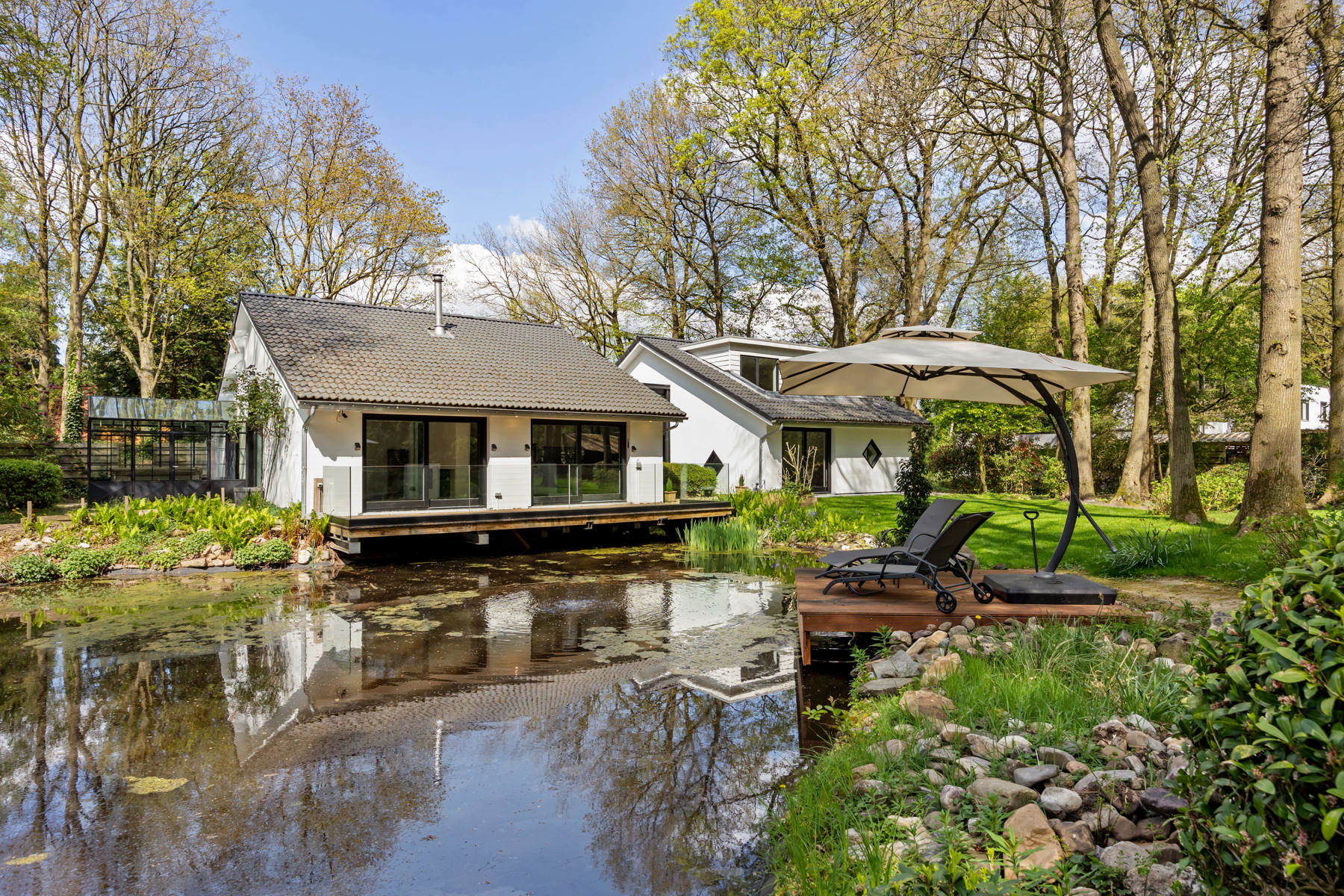 UNIEKE VILLA IN EEN OASE VAN RUST - foto 2