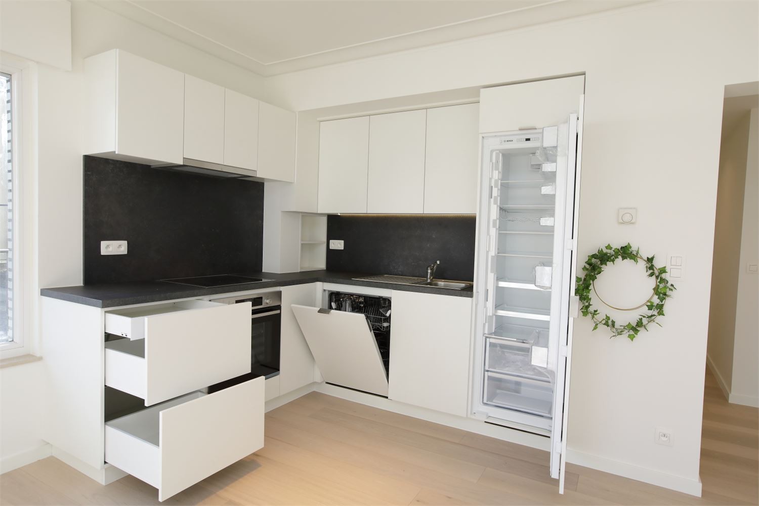 Appartement moderne avec vue mer latérale, terrasse ensoleillée et 2 chambres à Ostende - photo 5