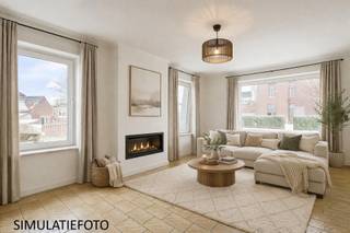 Te Viane een deelgemeente van Geraardsbergen bevindt deze 4 gevelwoning met totaal grondoppervlakte van 41are.De woning is gunstig gelegen gezien de...