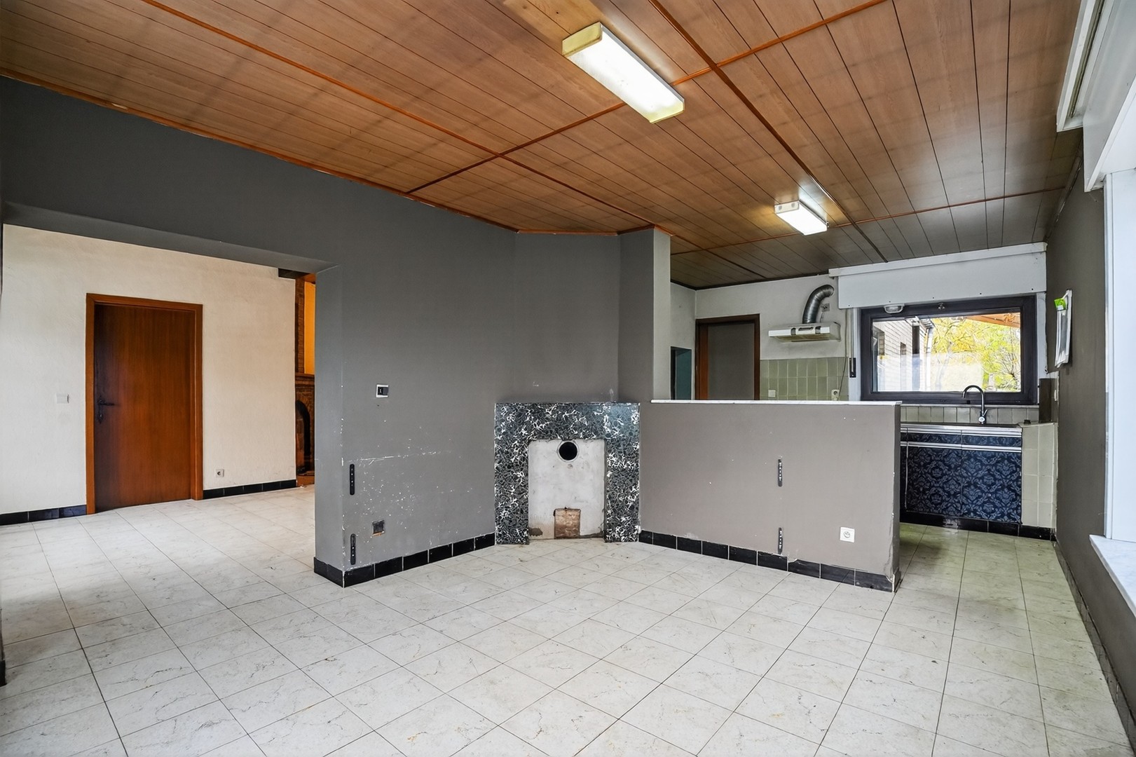 Maison à vendre à Woumen avec 4 chambres - photo 4