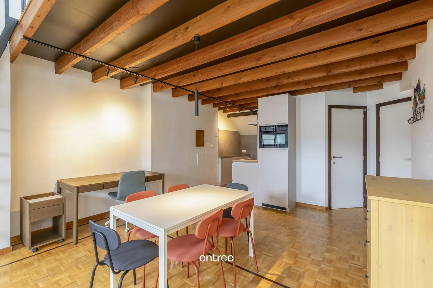 Ruime studio met 1 slaapkamer in het hart van Gent - foto 5