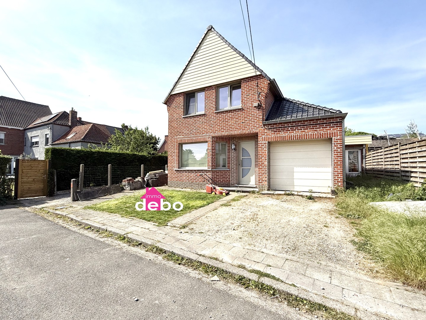 Gezinswoning op rustige ligging in Marke – volledig op te frissen naar eigen smaak - foto 1