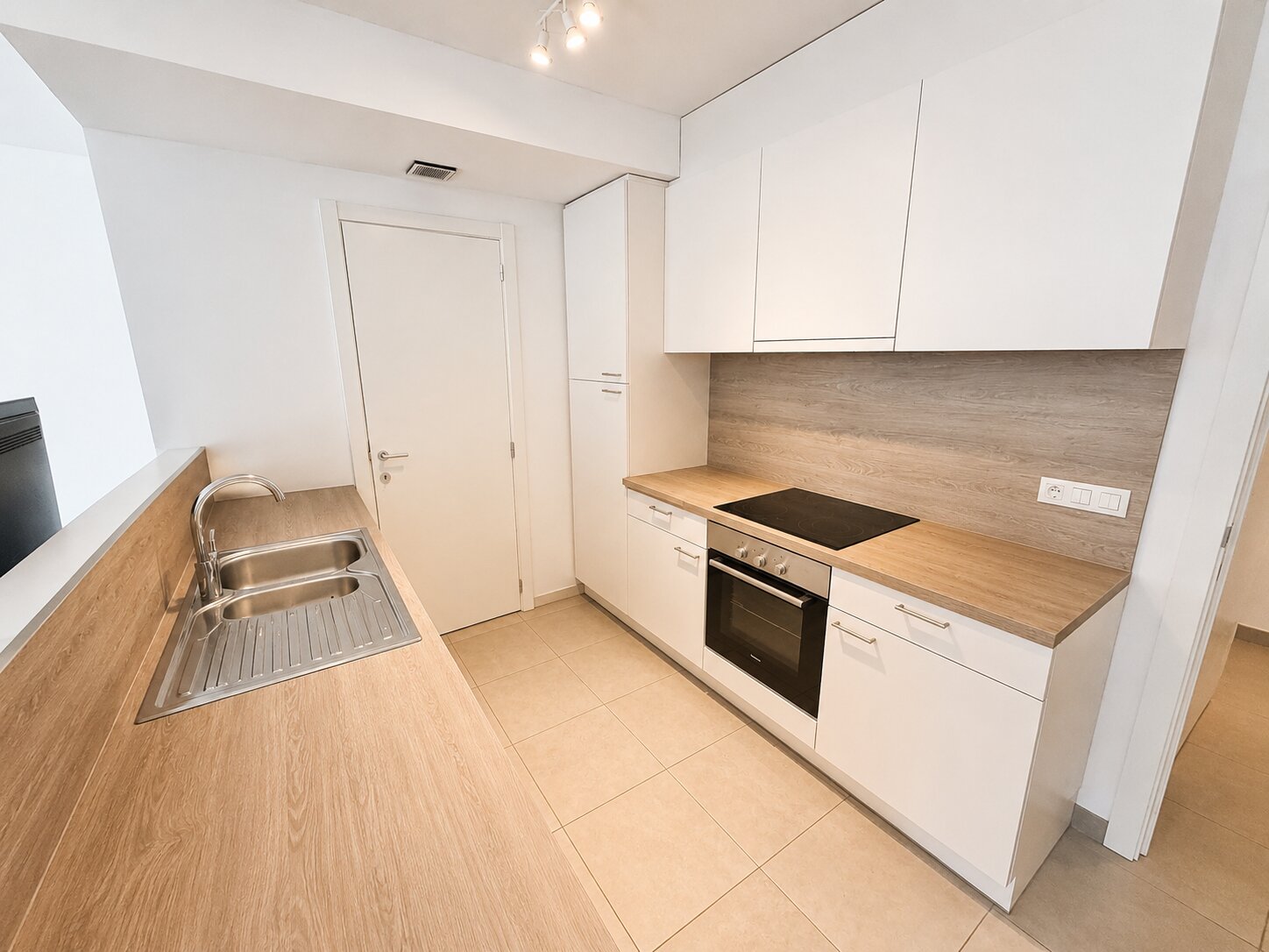 Appartement te koop met 2 slaapkamers op gunstige ligging - foto 4