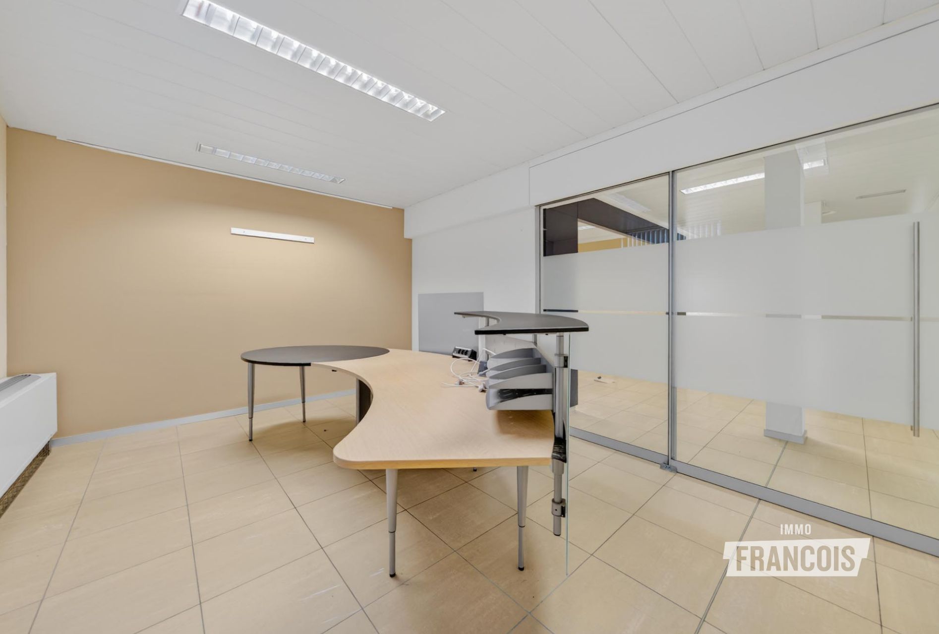 Ruim wonen op een unieke locatie met talloze mogelijkheden - foto 4