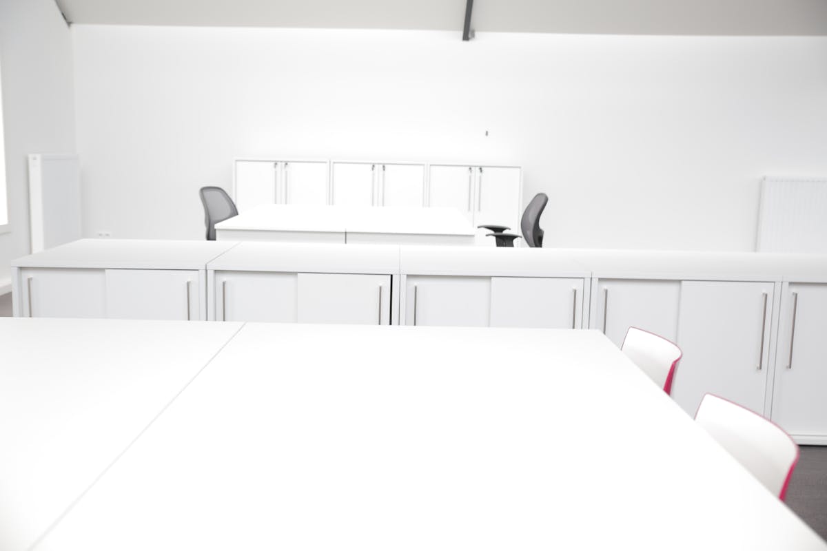 Kantoor van ca. 40m² met diensten in Intraxie te Rumbeke - foto 3