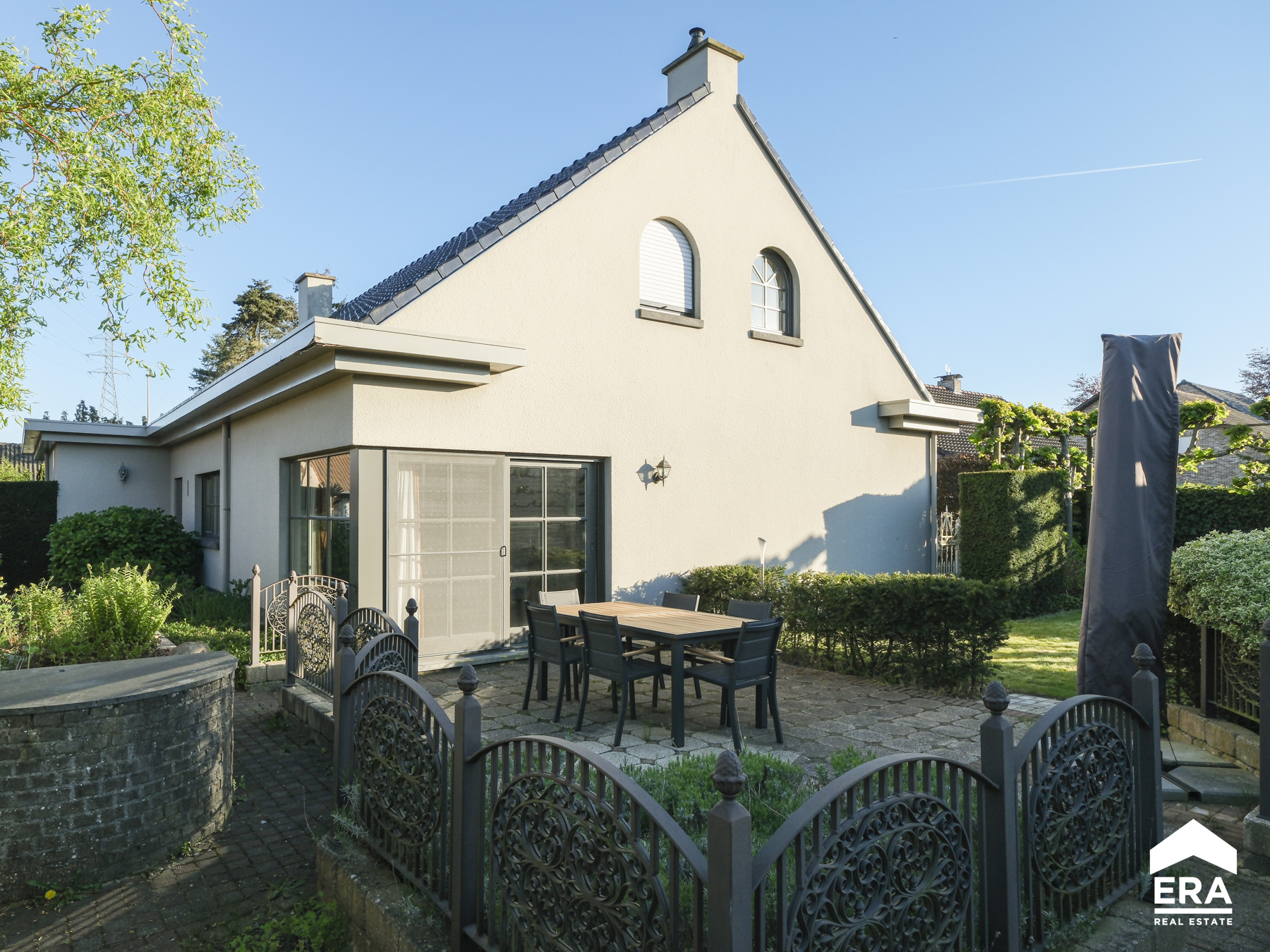 Ruime gezinswoning met 4 slaapkamers in Pelt - foto 3