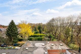 Lichtrijk appartement op toplocatie in Deurne!Dit ruime appartement op de 4de verdieping (met lift) is ideaal gelegen op wandelafstand van...