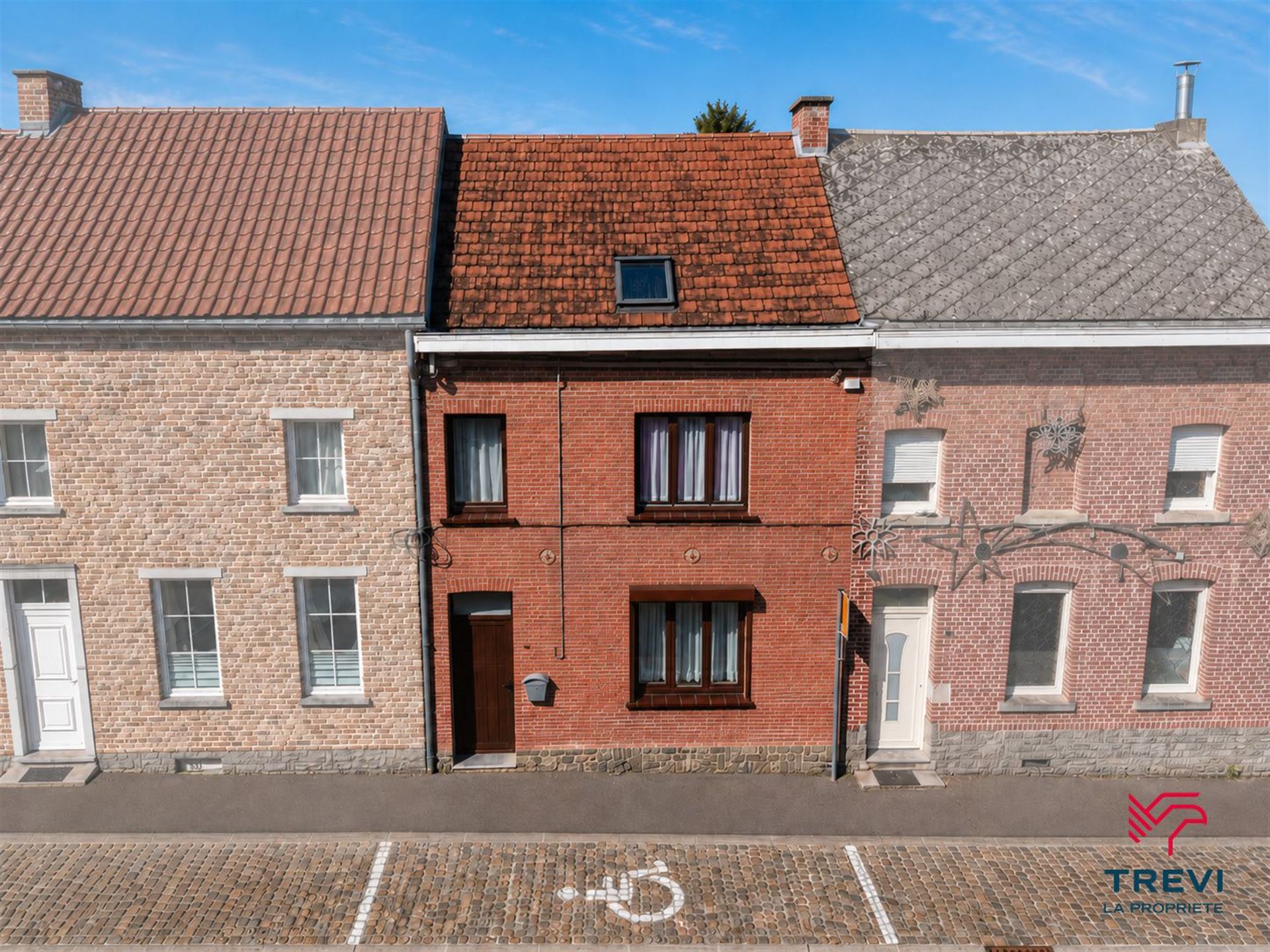 Huis te koop in Courcelles