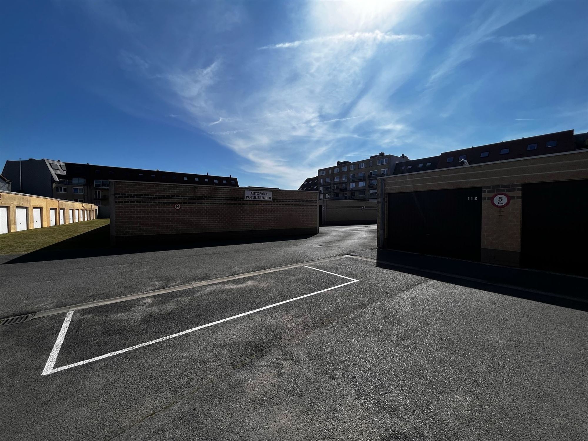 Garage à louer à Bredene - photo 2