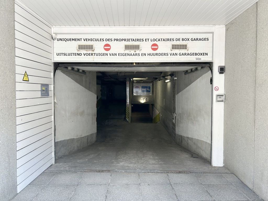 Ruime garage op centrale locatie - foto 5