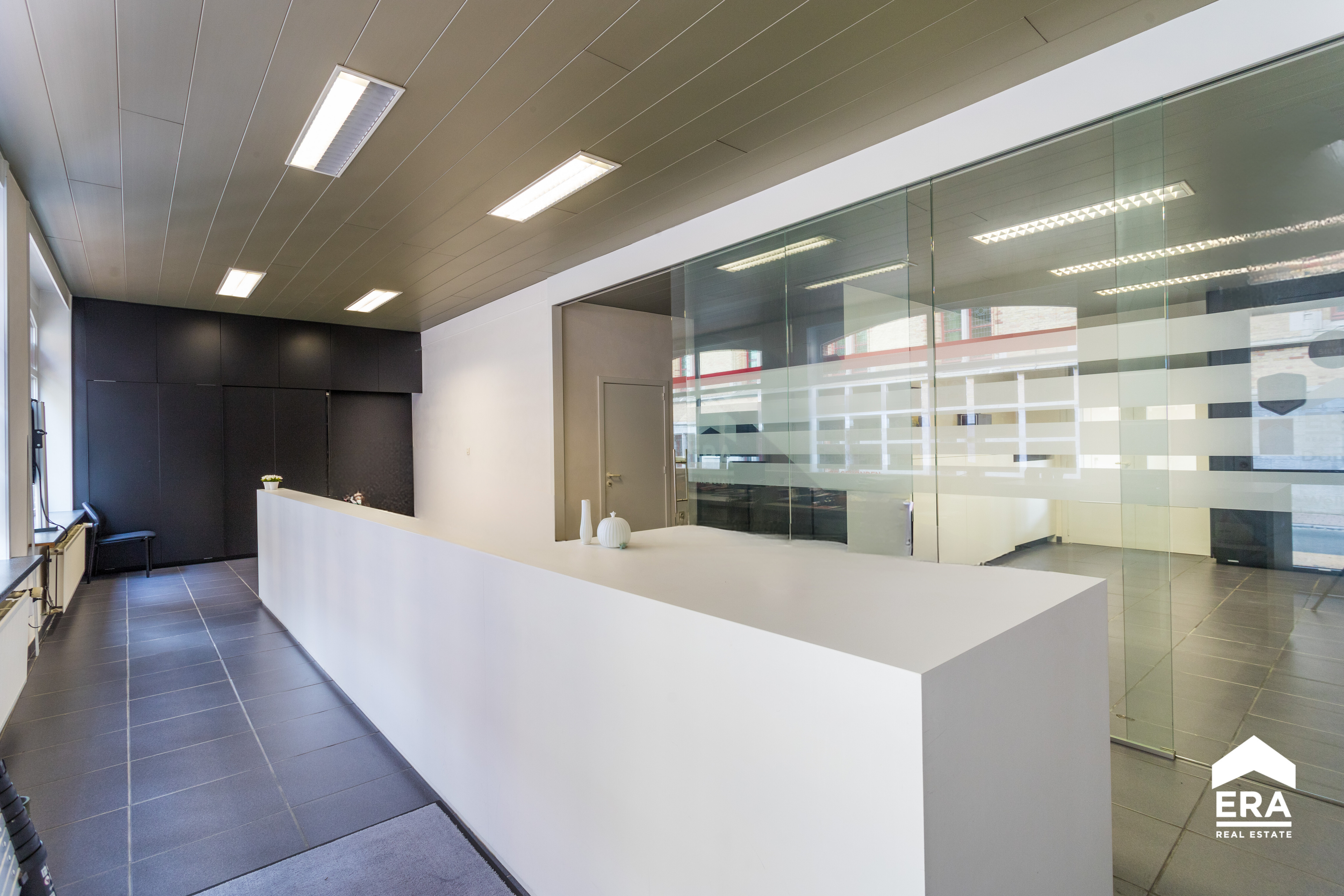 Commercial à louer à Poperinge - photo 5