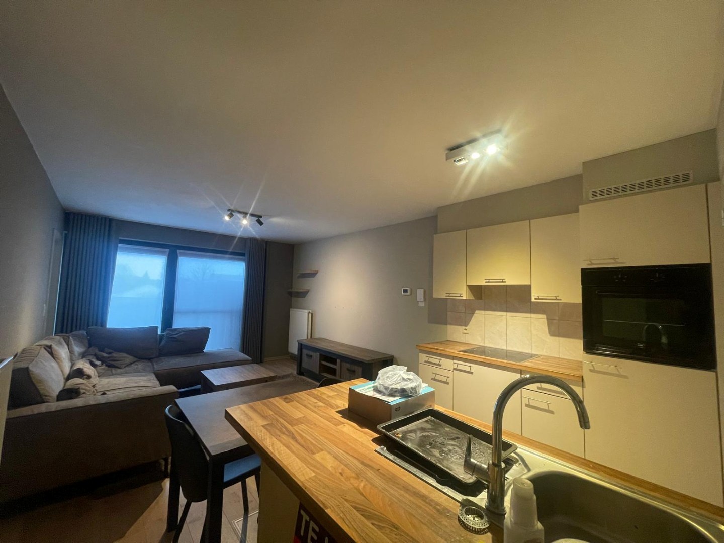Verzorgd 1-slaapkamerappartement met terras te huur in Geel! - foto 4