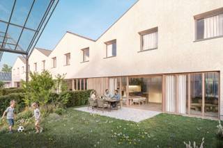 Deze woning is ingedeeld als volgt: een inkomhal, een woonkamer en keuken met annex berging uitgevend in de tuin met zonneterras. Op het verdiep bevinden zich drie kinderkamers met een gedeelde douchekamer en een afzonderlijk toilet. De master bedroom heeft een en-suite badkamer met een inloopdouche en lavabo. <br /><br />De woning is gelegen in Seir, een uitzonderlijke ontwikkeling waar comfort, gemeenschapsgevoel en hedendaags wonen samenkomen, gelegen op een boogscheut van de Kerktoren van Ten Ede, tussen Heusden en Wetteren. Dankzij tal van gedeelde voorzieningen met een zwemvijver, binnenzwembad, kampvuurplaats, sauna, moestuin en buurthuis geniet je van heel wat luxe zonder overdreven kosten. Seir staat voor ‘ontmoeten zonder moeten’ en biedt 22 woningen en 11 appartementen, afgestemd op een brede diversiteit aan bewoners. Het concept richt zich op mensen die houden van sociaal contact en engagement, zonder daarbij in te boeten aan privacy, rust en comfort. <br /><br />Dankzij een beoveld met geothermische warmtepompen, vloerverwarming én -koeling, fotovoltaïsche panelen en ventilatiesysteem D wordt Seir een BEN-project met alle nieuwste technieken voor een future-proof investering. <br /><br />Verlaagd btw-tarief van 6% mogelijk, zowel voor eigen bewoners (enige woning) als voor investeerders (15 jaar verhuur). Ontdek je graag het volledige aanbod van Seir? Van harte welkom voor een individuele presentatie bij Landbergh in Gentbrugge.