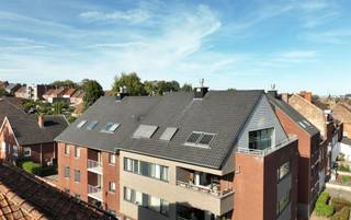 SOUS OPTION Bel appartement 2 chambres au 2e étage d'une belle résidence de standing avec ascenseur au centre ville. L'appartement se compose d'un...