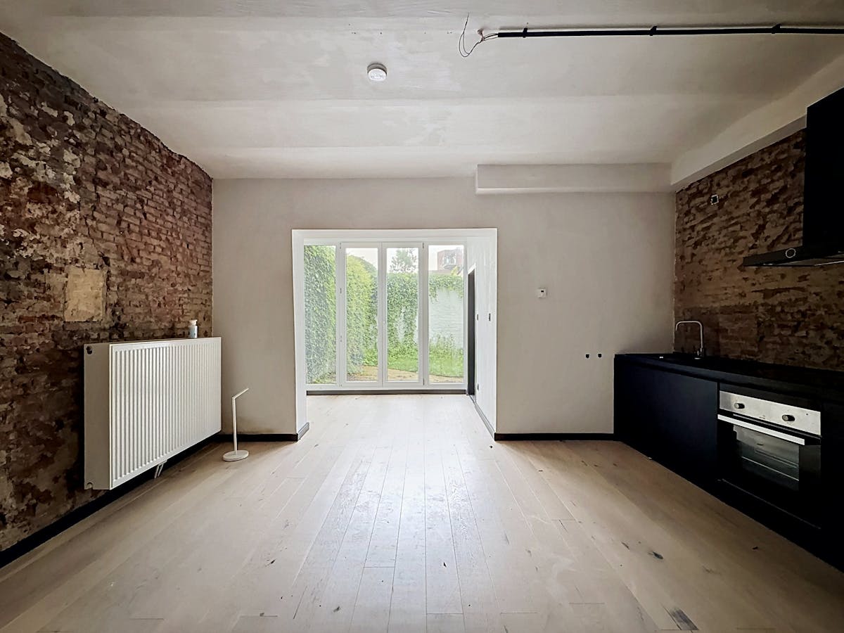 Authentic 1 bedroom apartment for rent in Antwerp-South - photo 4