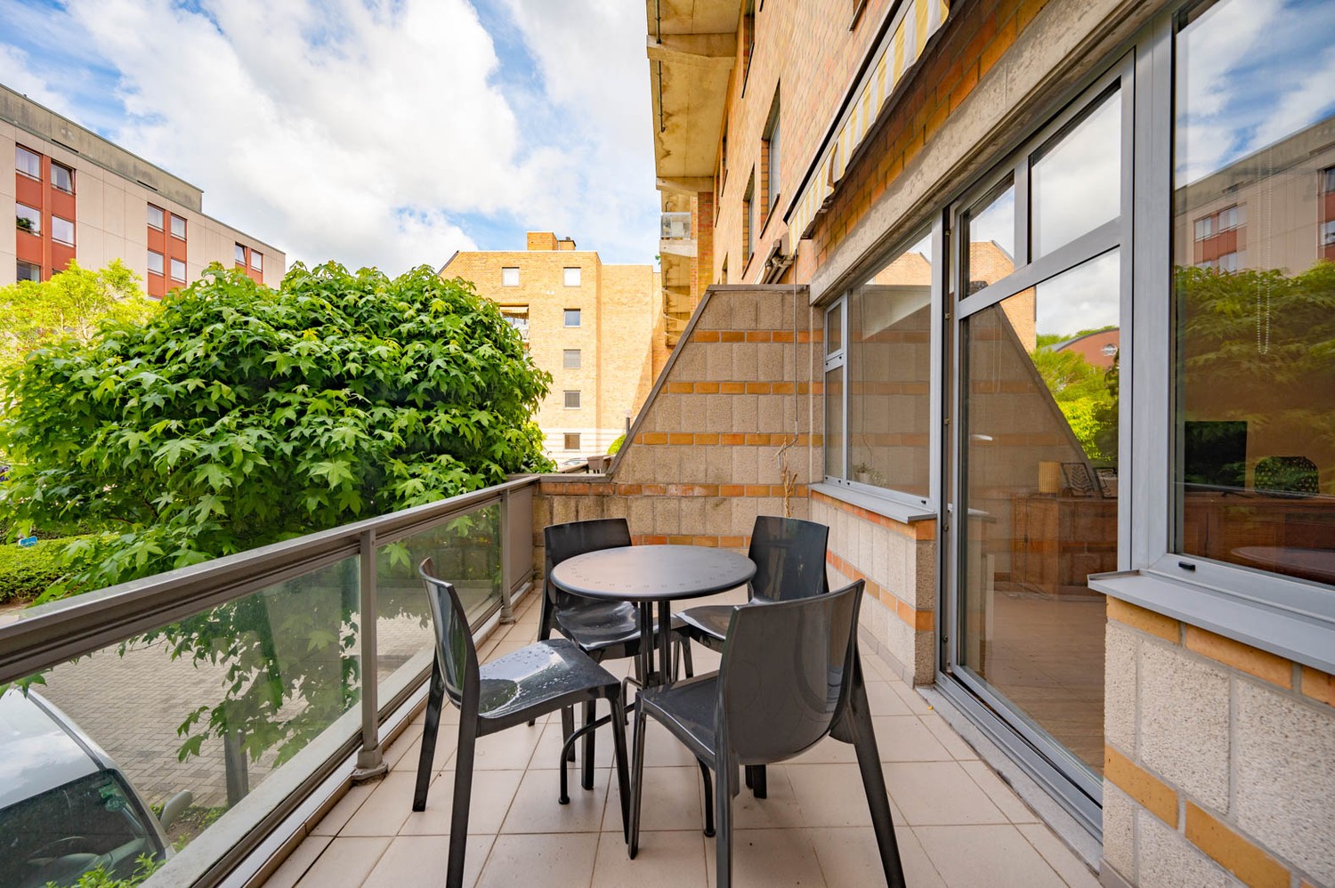 Ruim en lichtrijk appartement met 3 slaapkamers, een terras en een dubbele garagebox nabij het UZ Gasthuisberg te Leuven! - foto 5