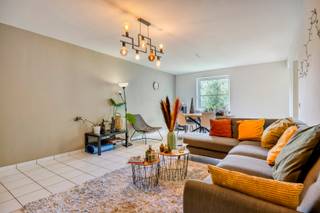Dit appartement, gelegen aan de Kesseldallaan vlak bij de autostrade, biedt een uitstekende locatie voor wie waarde hecht aan een snelle...