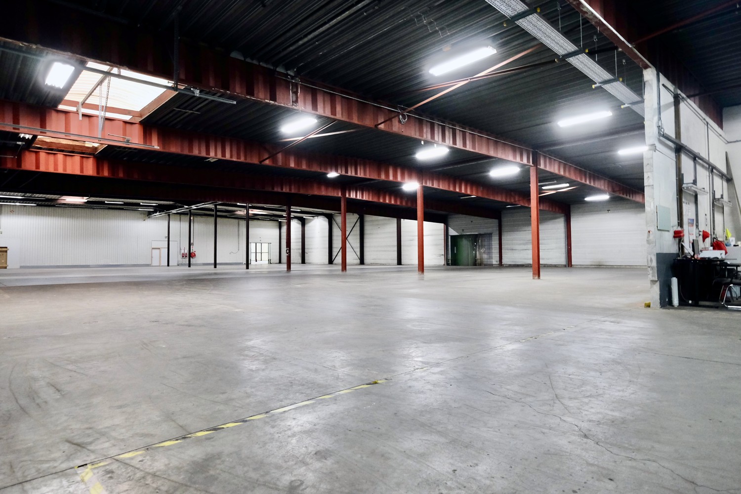 Commercial for rent in Sint-Truiden - photo 3