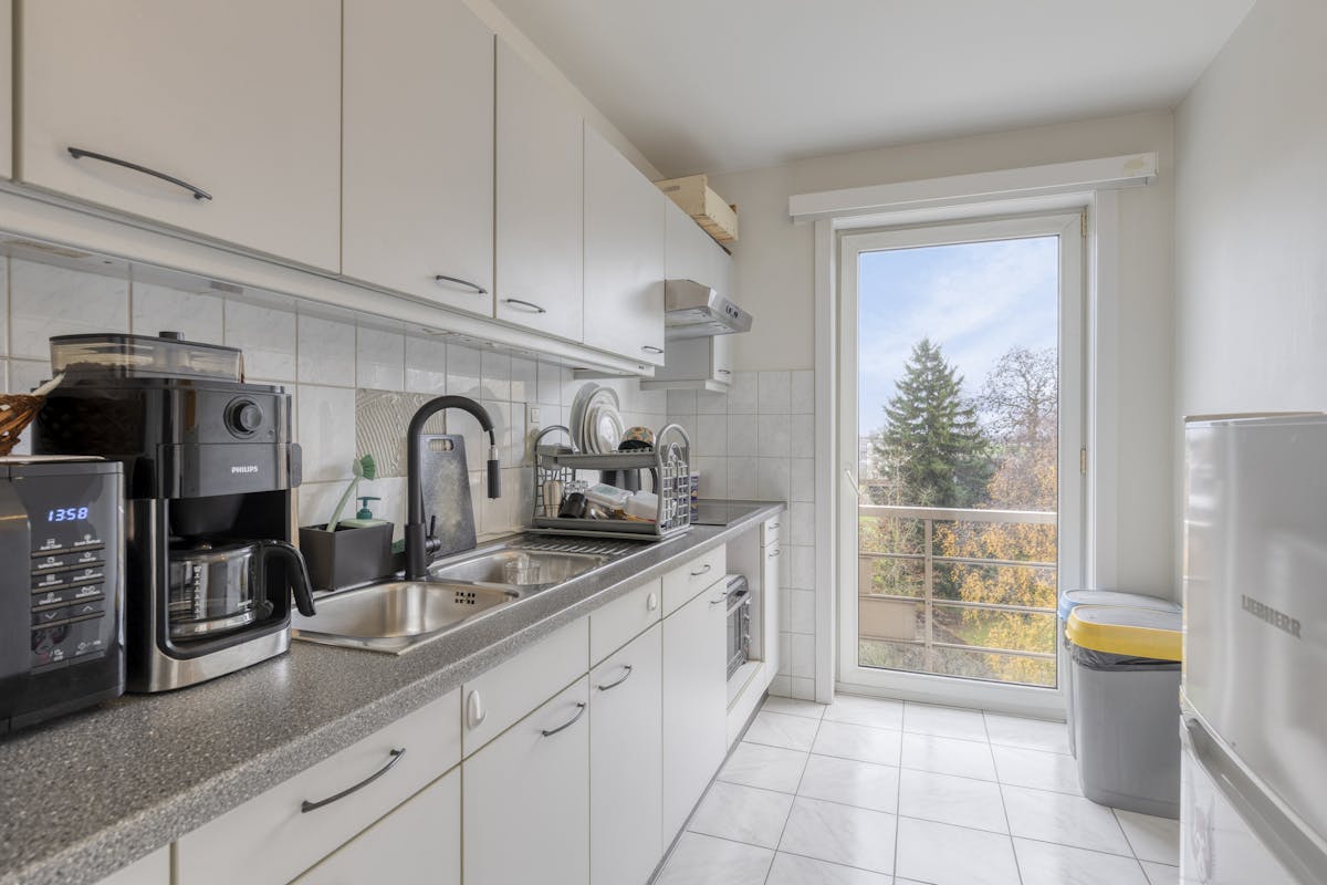 Lichtrijk appartement met twee slaapkamers in Borgerhout! - foto 5