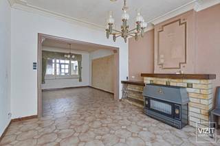 In een rustig, doodlopend straatje, op wandelafstand van het recreatiedomein De Gavers, bevindt zich deze solide maar te renoveren woning. De...