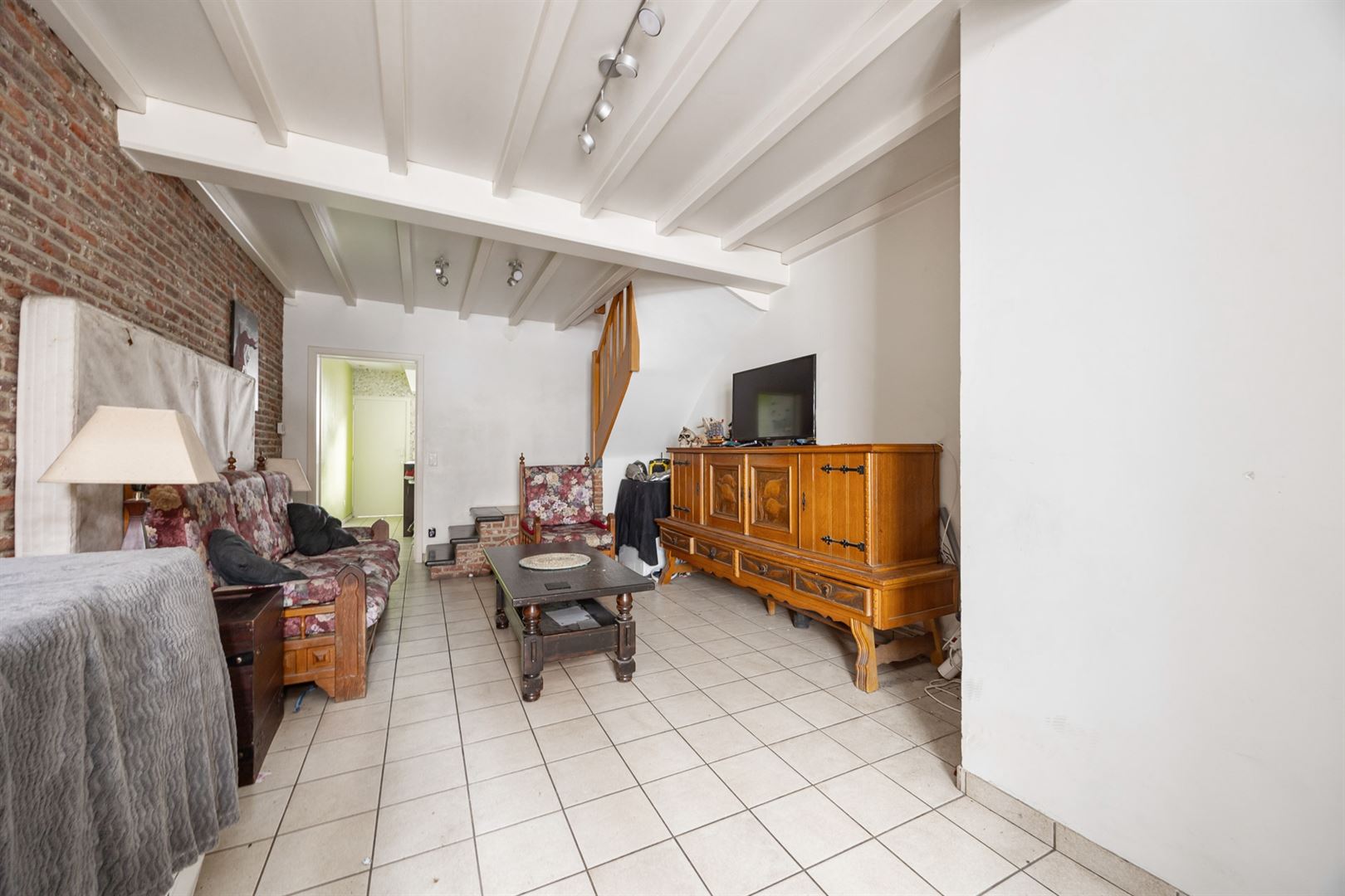 Prachtige rijwoning met veel potentieel! - foto 3