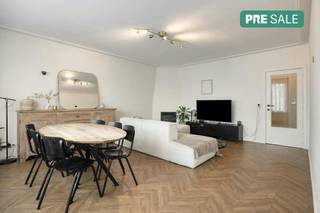 Instapklaar appartement te koop in Deurne-Zuid aan het Boekenbergplein 8. Bent u op zoek naar een zorgeloze investering of een nieuwe thuis op...