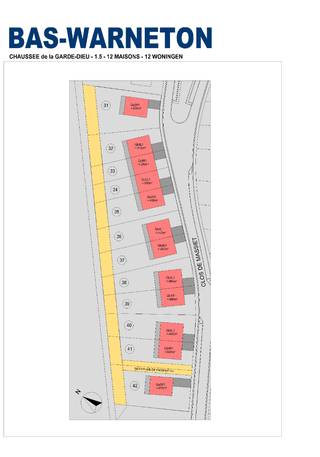 <span>Nous sommes ravis de vous présenter notre nouveau projet à Bas-Warneton : un ensemble résidentiel composé de 12 maisons neuves, situé sur la Chaussée de la Garde Dieu. Cet emplacement offre la tranquillité au cœur d'un environnement verdoyant luxuriant, où vous pourrez profiter du meilleur des deux mondes : une atmosphère sereine et des équipements modernes.</span><br /><br /><span><span><span><span><span><span><span><span><span><span>Nos maisons, actuellement en construction, promettent une harmonie parfaite entre le confort, le style et la durabilité. La finition des maisons est prévue pour octobre 2024.</span></span></span></span></span></span></span></span></span></span><br /><br /><span><span><span><span><span><span><span><span><span><span>Chaque maison est équipée d'une entrée avec un WC séparé et un espace pour un éventuel vestiaire. Un espace de vie spacieux et lumineux avec une cuisine ouverte et un espace de rangement attenant. La buanderie à l'avant offre un espace de rangement pratique supplémentaire.</span></span></span></span></span></span></span></span></span></span><br /><br /><span><span><span><span><span><span><span><span><span><span>Au premier étage, une grande chambre vous attend avec un dressing/une buanderie attenant(e). Deux autres chambres, un espace de rangement supplémentaire et une salle de bains avec meuble de salle de bains, baignoire, douche à l'italienne et toilettes complètent cet étage. Un escalier escamotable mène au grenier, qui peut servir de stockage pratique.</span></span></span></span></span></span></span></span></span></span><br /><br /><span><span><span><span><span><span><span><span><span><span>Les maisons sont équipées de commodités modernes telles que des panneaux solaires et un chauffage par le sol, vous permettant de profiter d'un environnement de vie économe en énergie et confortable.</span></span></span></span></span></span></span></span></span></span><br /><br /><span><span><span><span><span><span><span><span><span><span>En prime, chaque maison est livrée avec une carport, assurant ainsi que votre voiture reste à l'abri des intempéries.</span></span></span></span></span></span></span></span></span></span><br /><br /><span><span><span><span><span><span><span><span><span><span>Prix tout compris 451.390 euros* | LOT 42</span></span></span></span></span></span></span></span></span></span><br /><span><span><span><span><span><span><span><span><span><span>Prix hors frais 372.970 euros | LOT 42</span></span></span></span></span></span></span></span></span></span><br /><br /><span><span><span><span><span><span><span><span><span><span>Prix tout compris comprennent le terrain | la maison | carport | l'allée | les raccordements aux réseaux de gaz, d'électricité et d'eau | les frais d'architecte | les frais de notaire | la TVA | les panneaux solaires | ...</span></span></span></span></span></span></span></span></span></span><br /> 