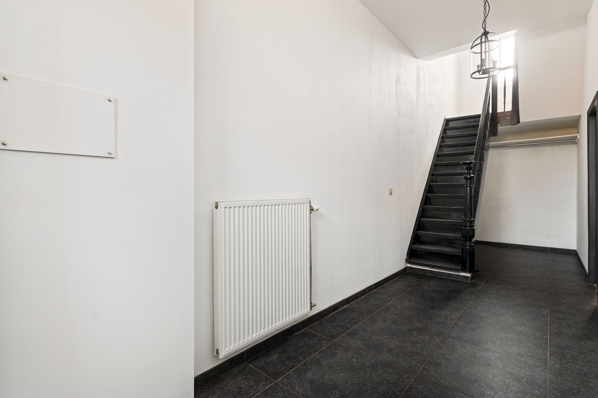 Instapklare energiezuinige woning met zonnig terras ! - foto 3