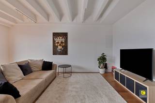 Beautifully renovated 2 bedroom apartment with air conditioning and SW terrace!This cozy, well-kept and spacious apartment with excellent EPC A, is...