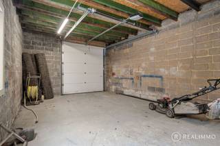 Op een zeer centrale ligging in Zwevegem, doch rustig en kindvriendelijk wacht deze energiezuinige parel op haar nieuwe eigenaar. Met de...