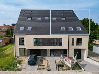 In het centrum van Kapelle-Op-Den-Bos kan je dit moderne en zeer kwalitatieve nieuwbouw duplexappartement terugvinden. Door de aanwezigheid van...